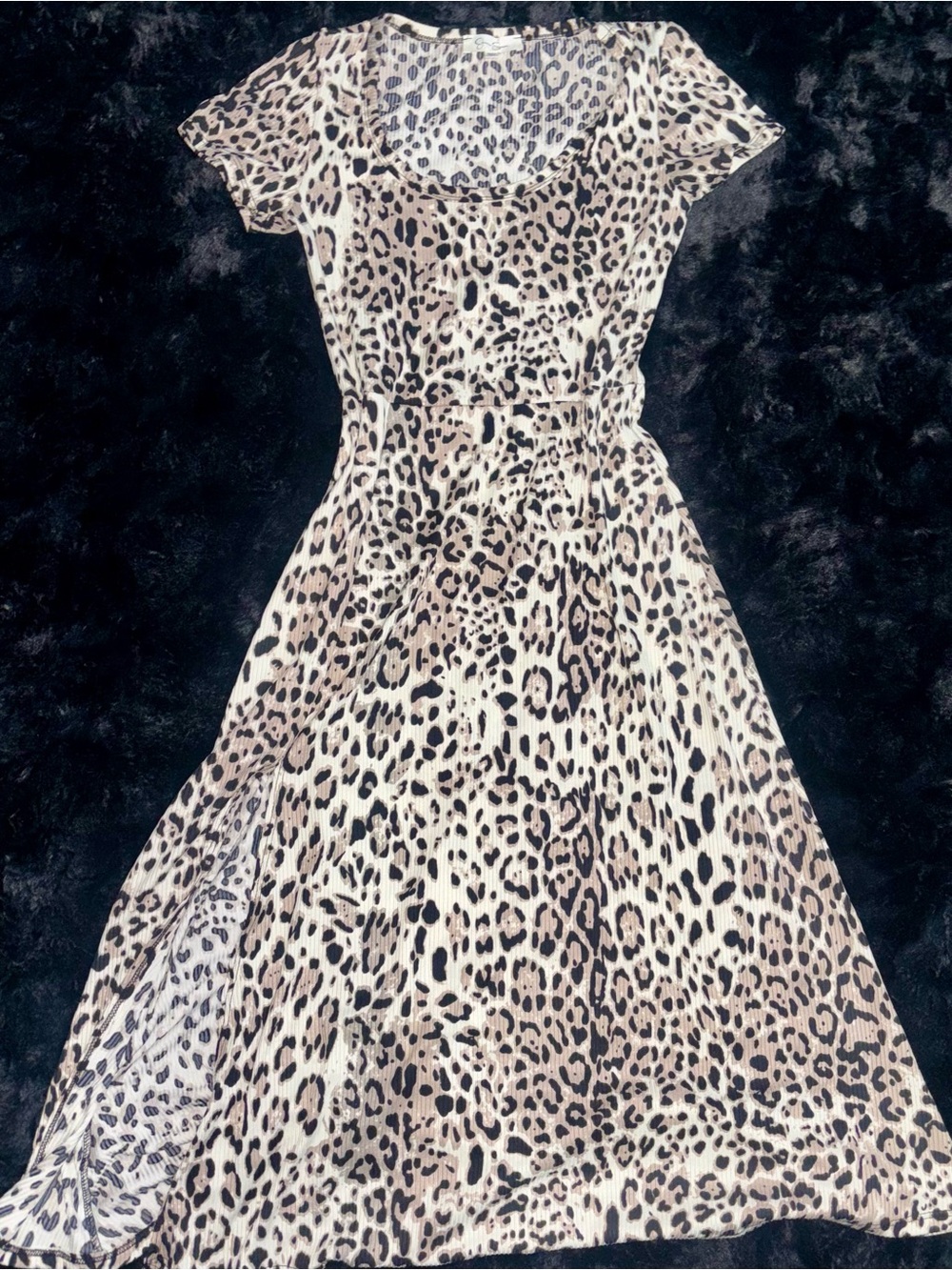 Leopard Print Short-Sleeve Midi Dress